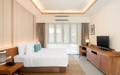 SAii PhiPhi Island Village Deluxe Garden Bungalow King Bed Amenities